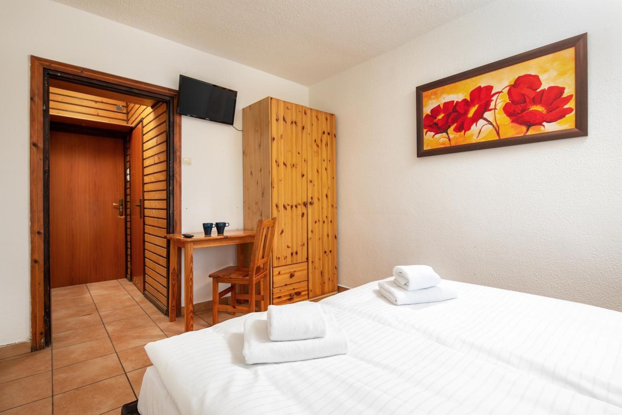B&B Widok Bielsko-Biala Bagian luar foto